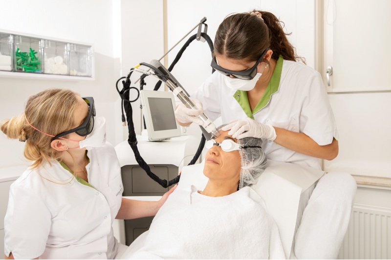 Bent u verwezen door de dermatoloog?